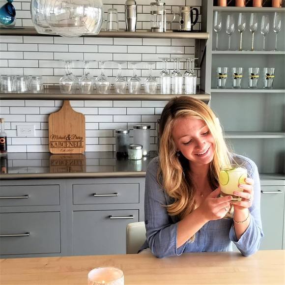 Meet your Posher, Darcy - Picture 1 of 1